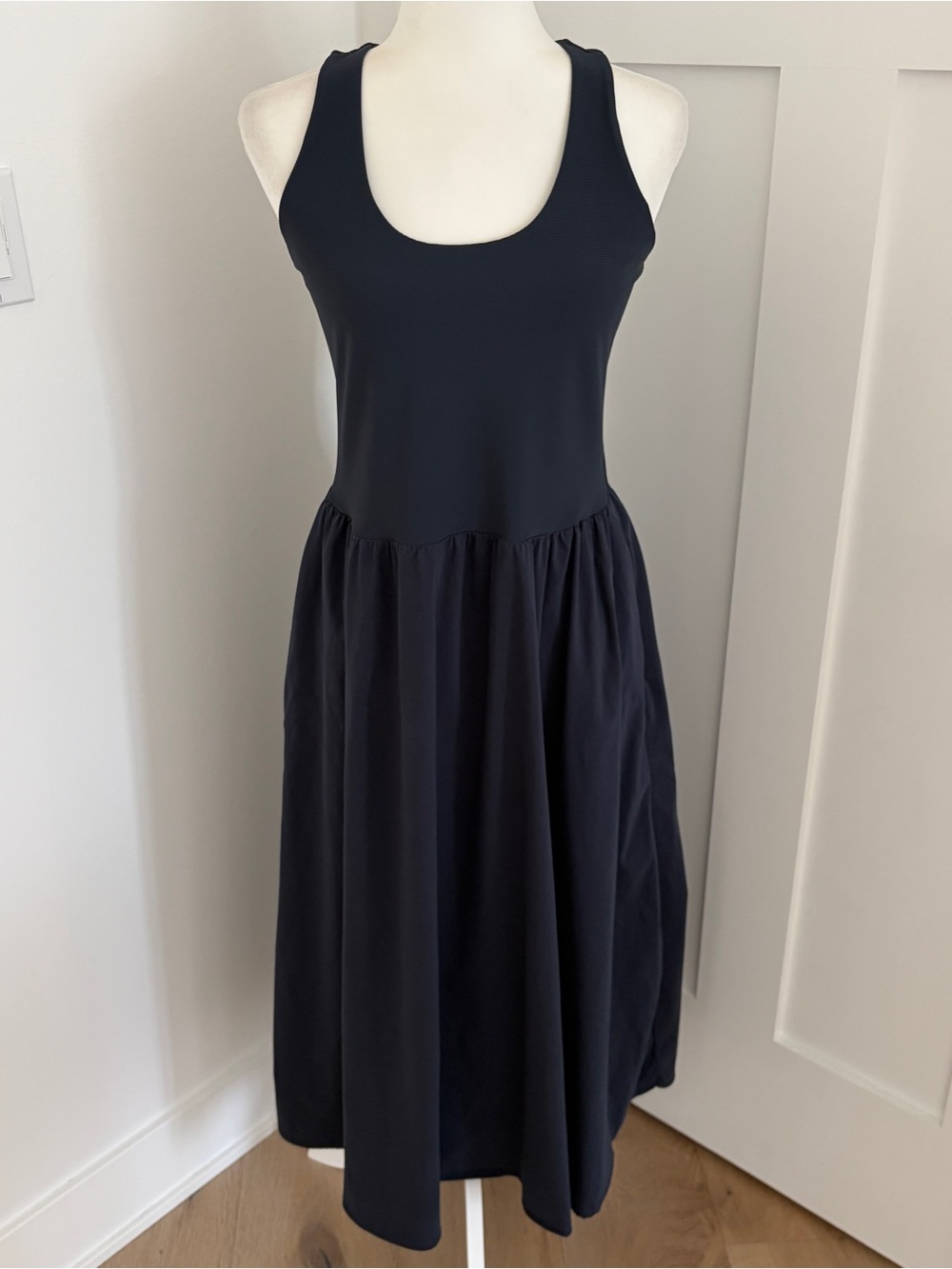 Sweaty Betty Women’s Midi Dress US 8 Navy Blue Racerback Fit & Flare Pockets*65
